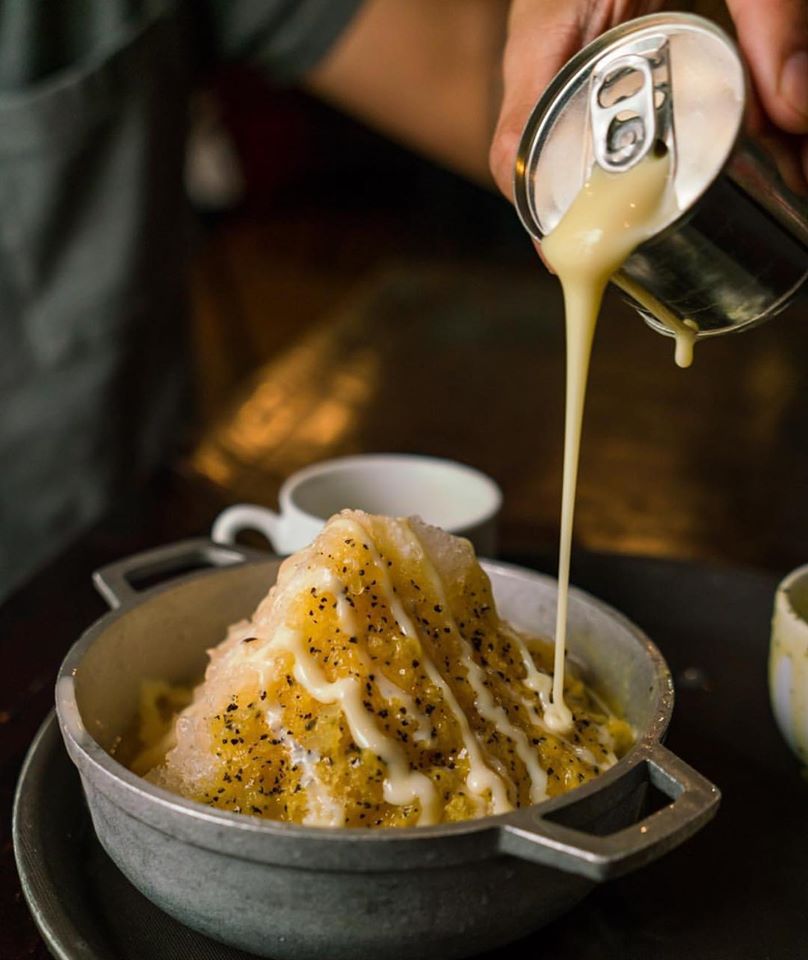 Passion fruit raspao with condensed milk  at Fonda Lo que hay