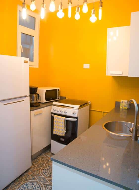 kitchen of  apartment 1A in Flor de Lirio Casco Viejo 