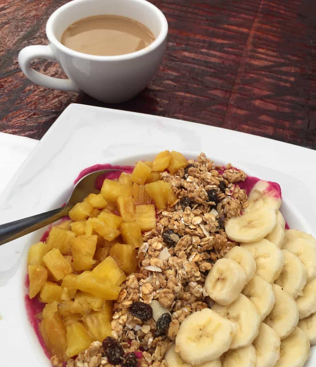 Tazón de desayuno en Mahalo Casco Viejo