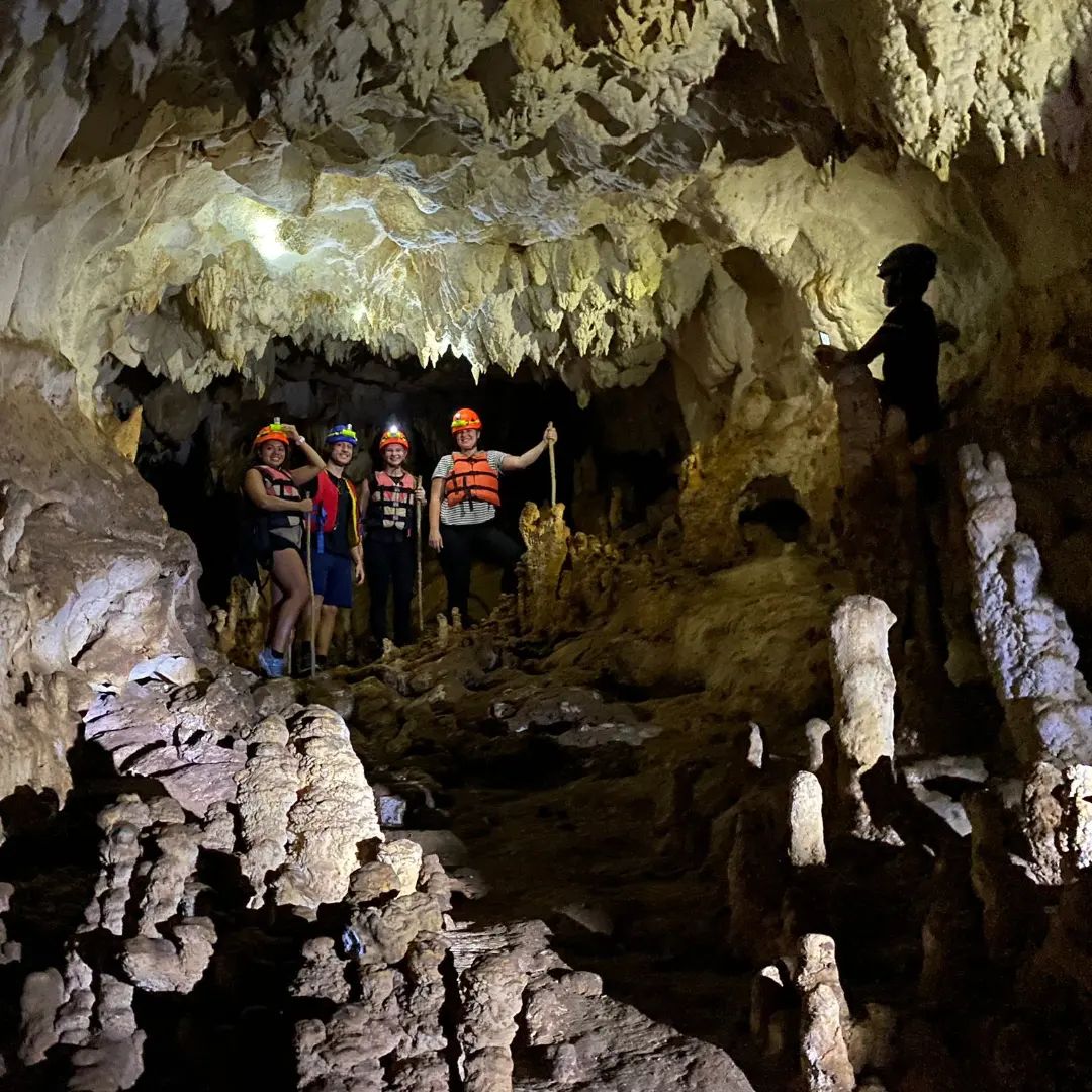 bayano caves tour