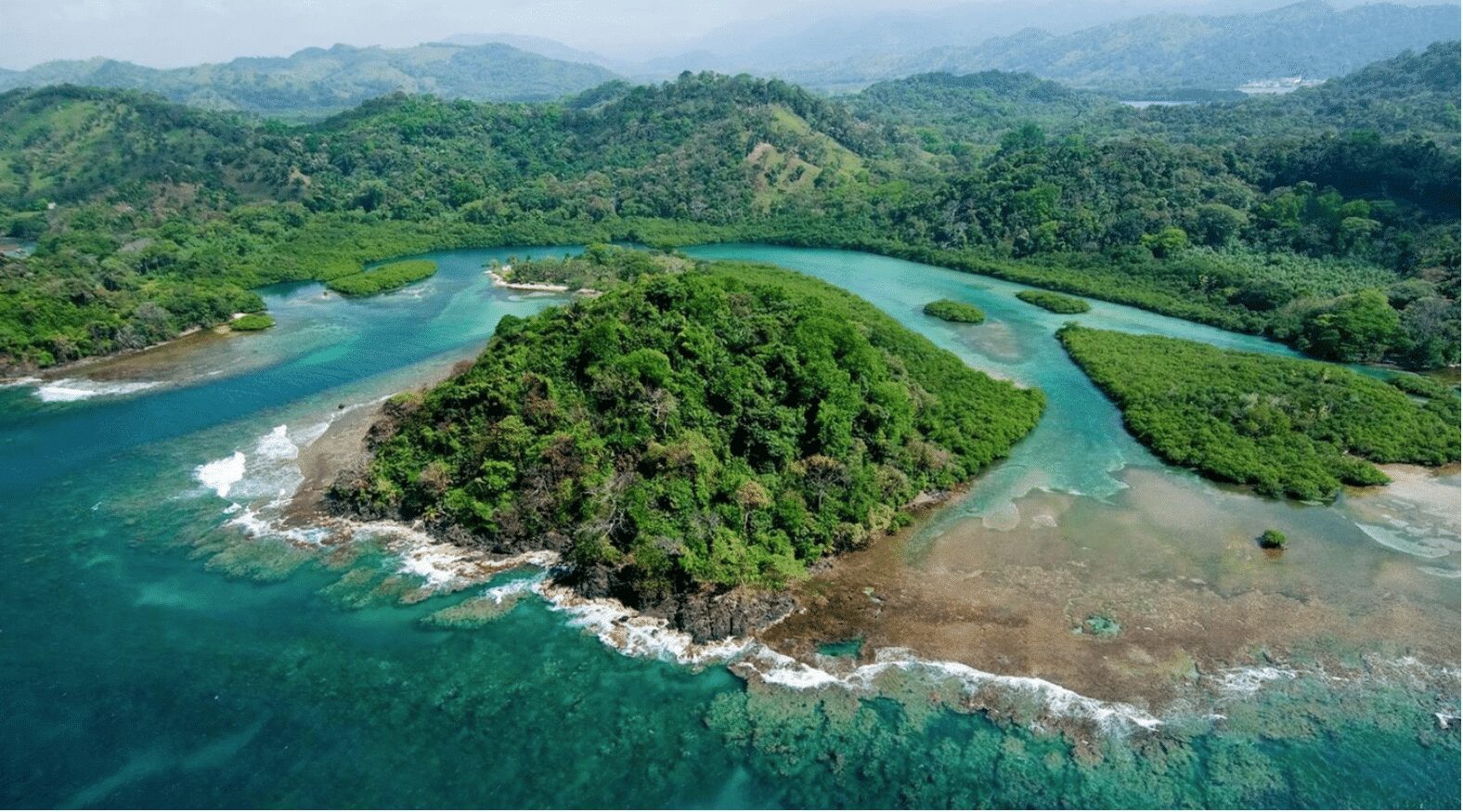 Venas Azules y Playa Blanca Panama Casco Viejo Venas Azules y Playa Blanca - Imagen 10