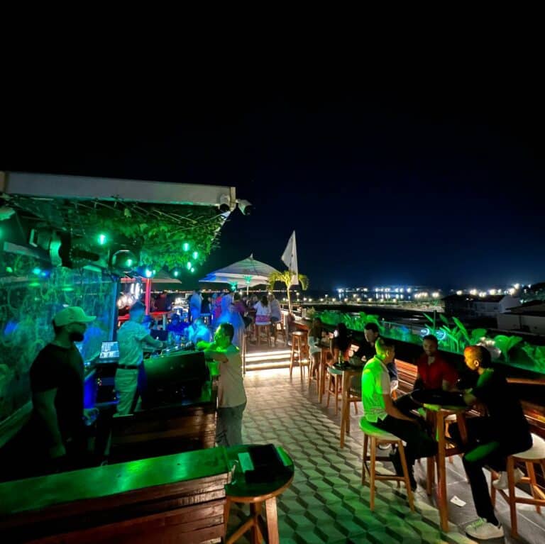 CasaCasco Rooftop Bar, Club And Restaurants! - Panama Casco Viejo