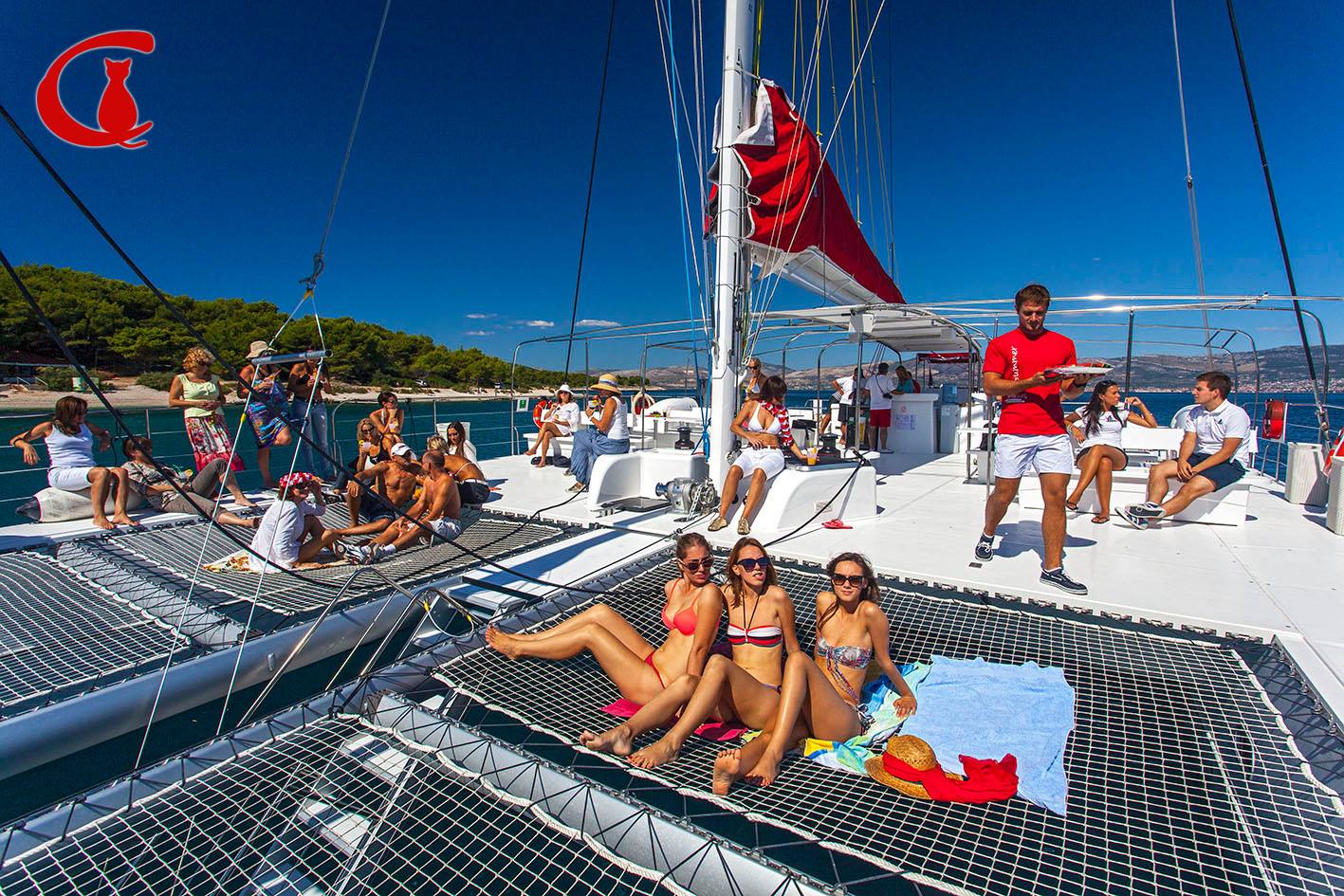red cat catamaran panama tours