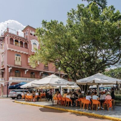 El Restaurante Casablanca es el más Antiguo del Casco Viejo