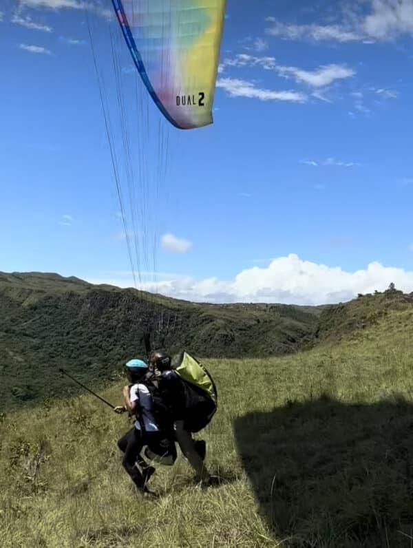 Paragliding in Panama - Image 9